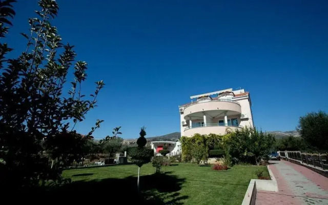 Apartments Villa Rose
