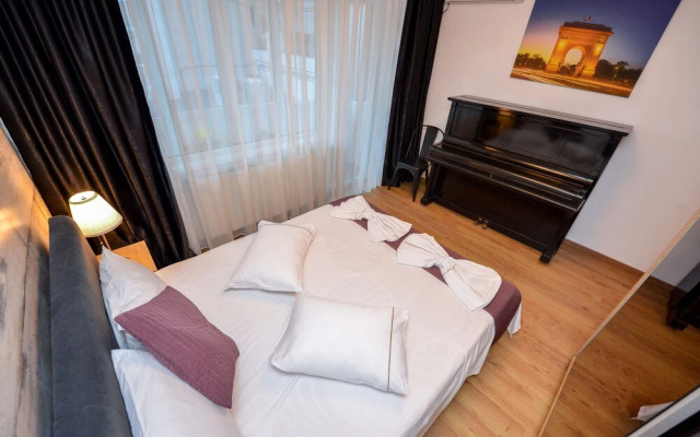 Bucharest Apartment - Two Bedrooms - 6 Guests - Cismigiu Gardens