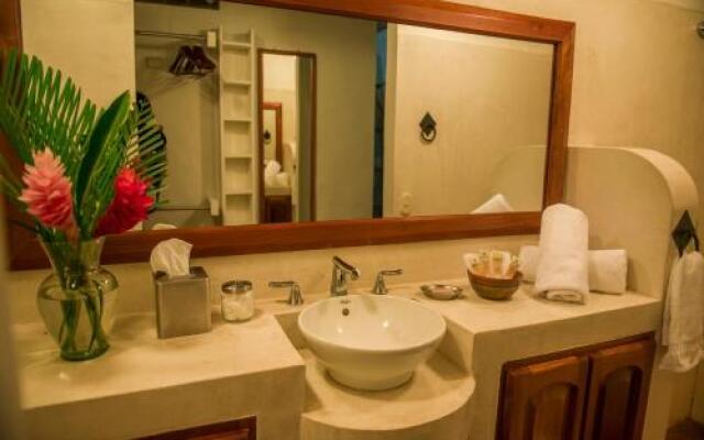 Casa Lucia Boutique Suites & Apartments