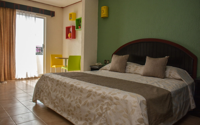 Suites Los Arcos