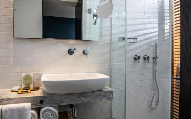 Fabric Hotel - an Atlas Boutique Hotel