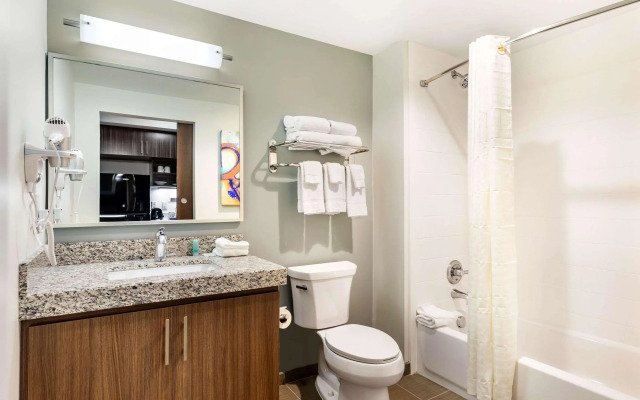 MainStay Suites Lancaster Dallas South
