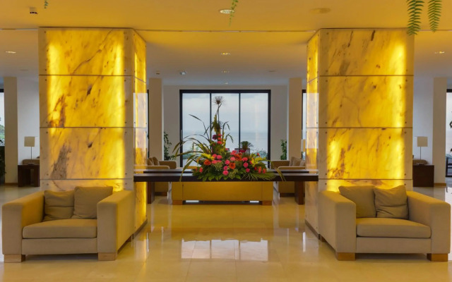 Caloura Hotel Resort