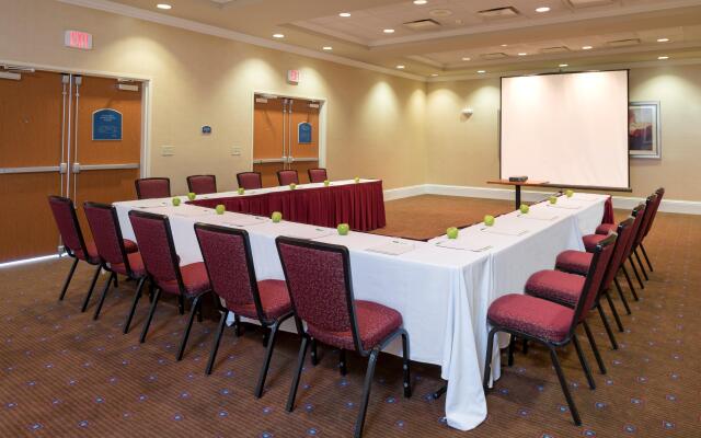 Holiday Inn Aurora North - Naperville by IHG