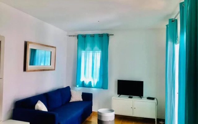 Charmante maisonnette avec piscine communautaire, idéale vacances familiales