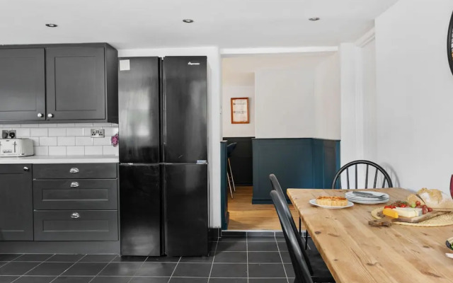 Coombe Bank in Teignmouth