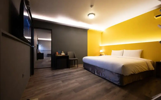 Yilan East Hotel