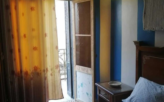 Hostel Touahine