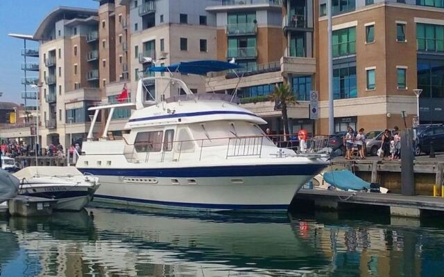 Motor Yacht Calypso