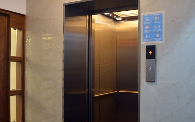 Priyo Nibash Stylish Residential Hotel