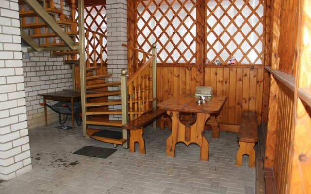 U Kremlya Guest House