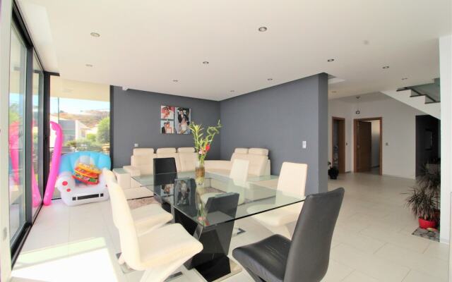 Plaza Villa with Private Pool