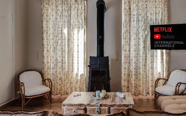 The Veranda of Gavrion - Deluxe Cycladic House