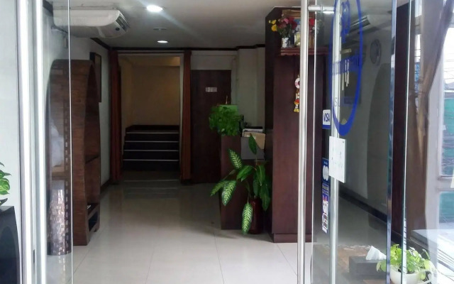 Pimnarah Suites Privileged Service Apartment