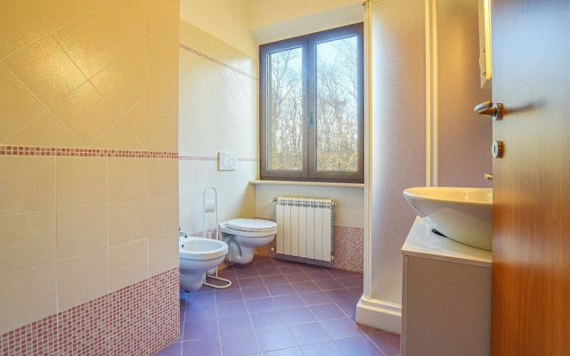 Beautiful Home in Chiusdino With Wifi and 5 Bedrooms