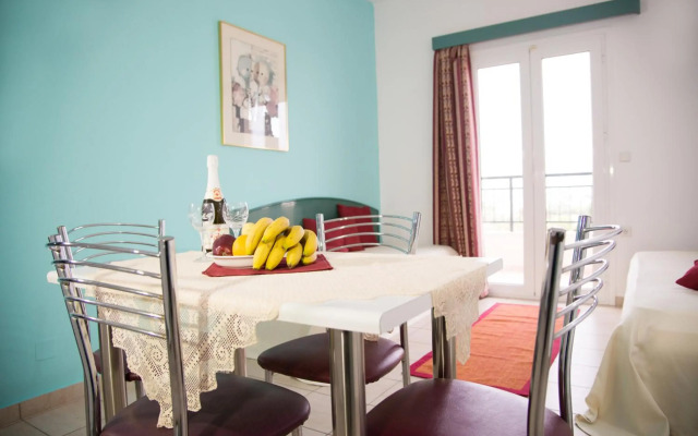 Theoni Apartments