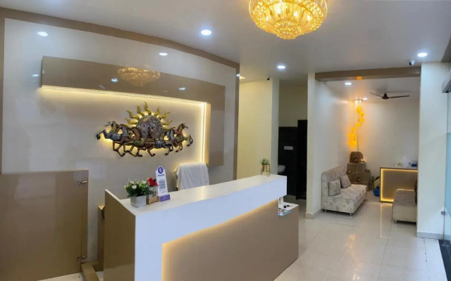 Hotel Golden Bliss