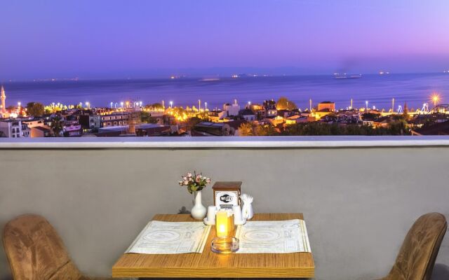 City Hotel
