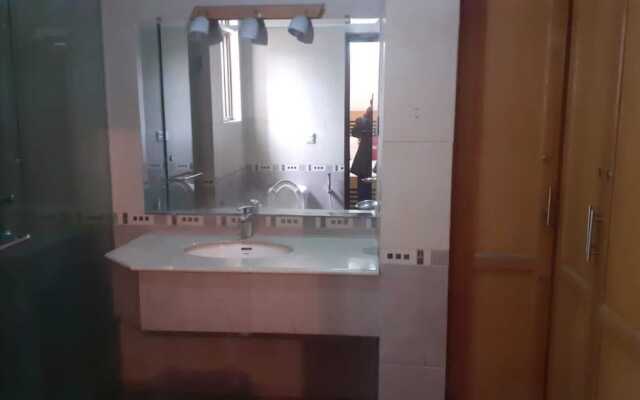 Hotel Pak Inn Gulberg