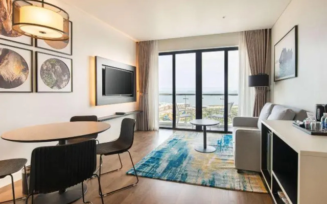 Hotel Sol Halong Trademark Collection by Wyndham