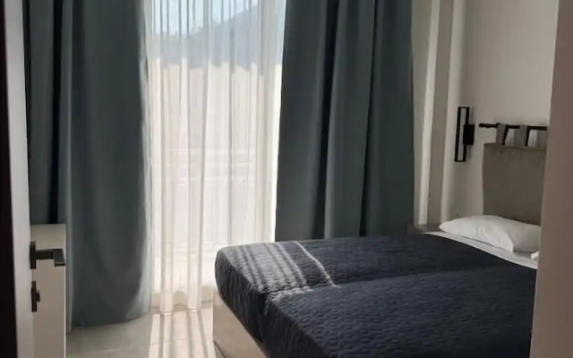 Corfelia Seaview Suites