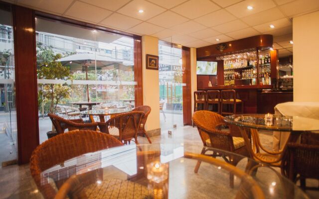 La Paz Apart Hotel