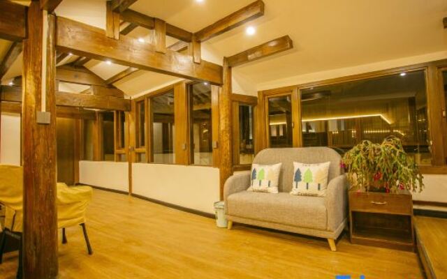 Wuhuashizhilv Hostel