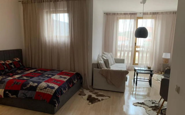 Studio 9, St John Park