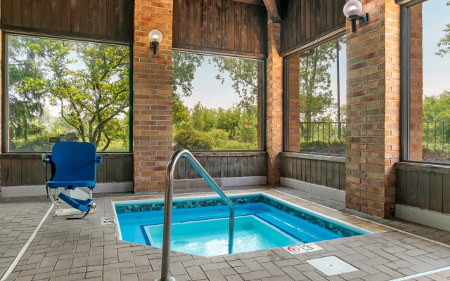 Quality Inn Grand Rapids South-Byron Center
