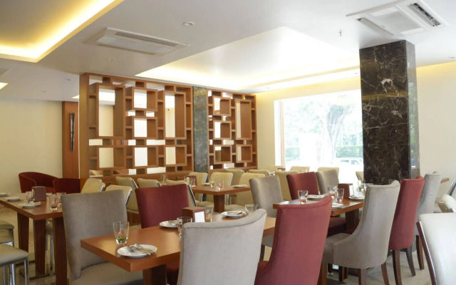 Connaught Royale