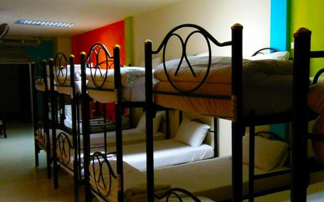Babaji Hostel Aonang