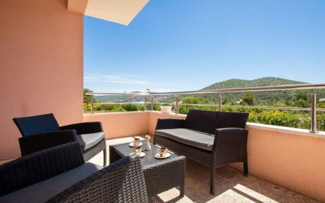 Marina - Quiet & Spacious - H