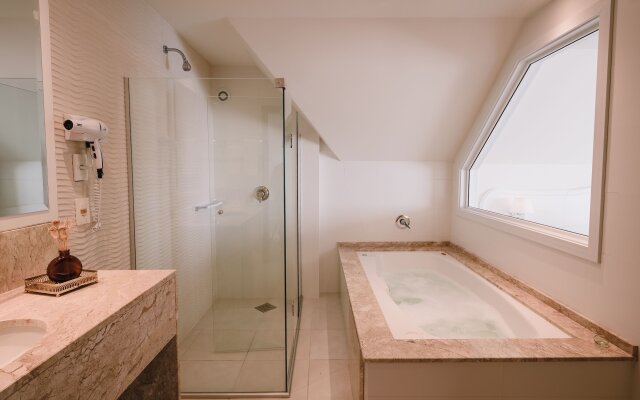 Hotel Monte Felice Bosque