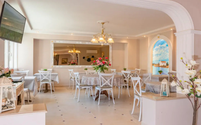 Hotel Sirena Beach