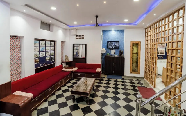 Janak Niwas Guest House