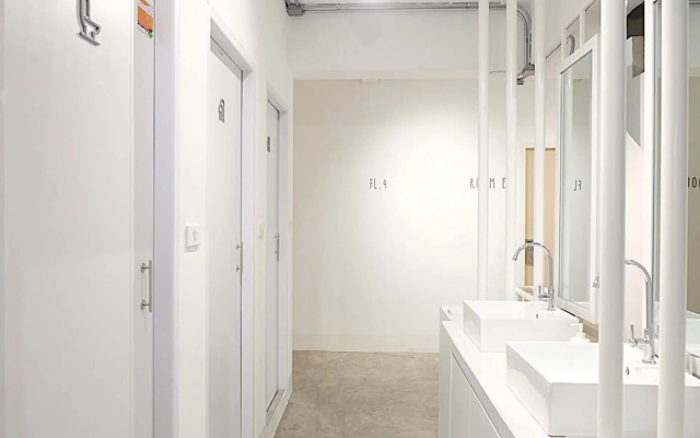 About A Bed Hostel Chiangmai