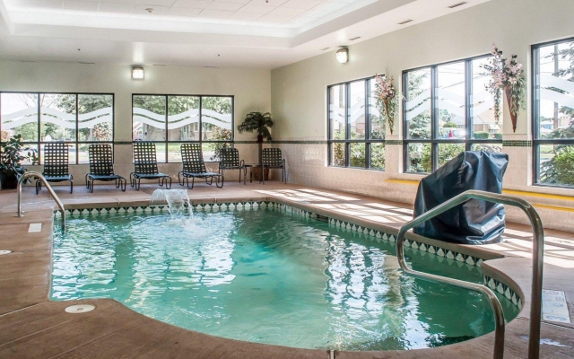 Quality Inn Near Walden Galleria Mall