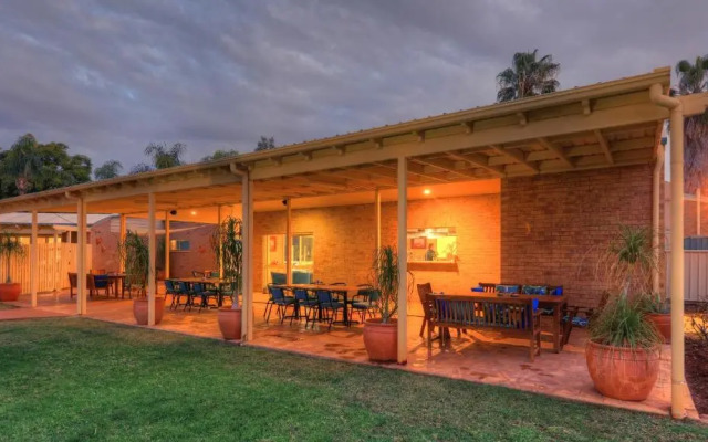 Mulga Country Motor Inn