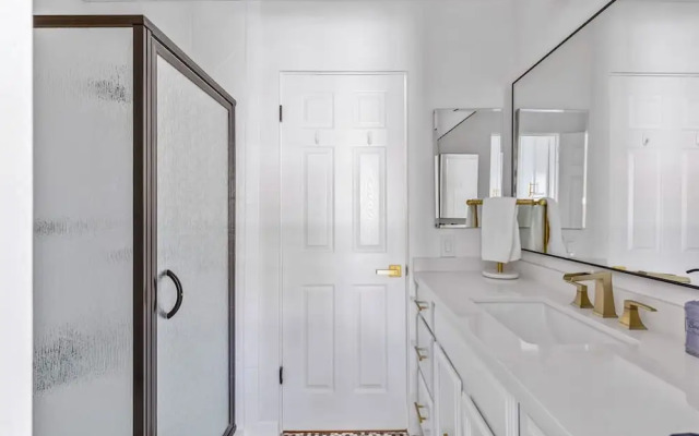 The Desert Xscape Pool Views