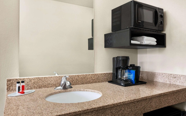 Travelodge by Wyndham McAlester