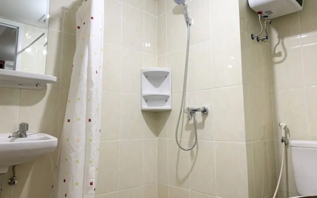 Spacious and Nice 3BR Apartment at M-Town Residence