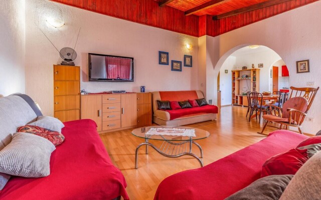 Amazing Home in Pula With Wifi and 3 Bedrooms