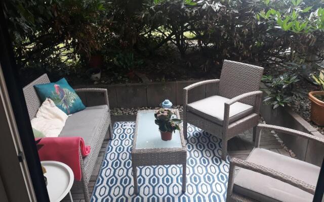 1 Zimmer Wohnung mit der Terrasse in der Innenstadt