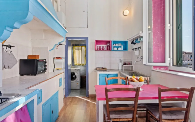 Piazza della Repubblica & Cisternone Apartment