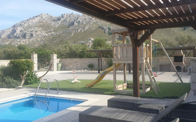 Stergios Villa
