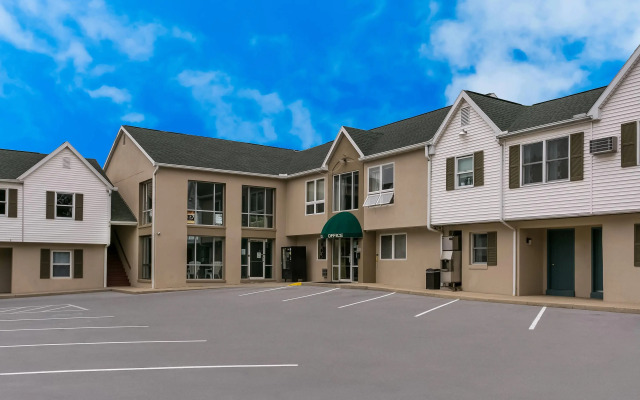 Rodeway Inn & Suites Hershey Chocolate Avenue