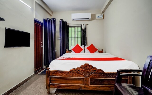 OYO Flagship 60003 Hotel Santosh