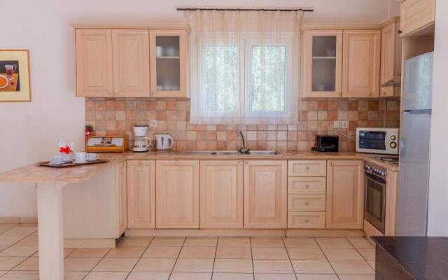 Villa Xanthe by MediterraneanVillas