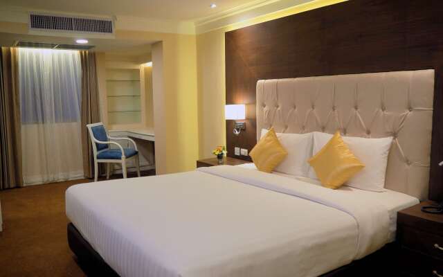 Court Wing Hotel Sukhumvit Bangkok