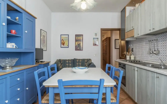 San Lorenzo Roomy Apartment